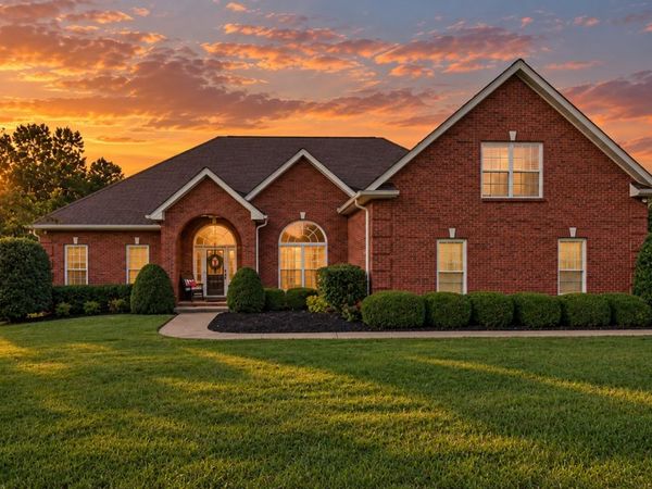 3009 Edgemont Dr, Clarksville, TN 37043