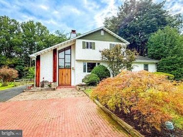 73 EVERGREEN, DOYLESTOWN, PA 18901