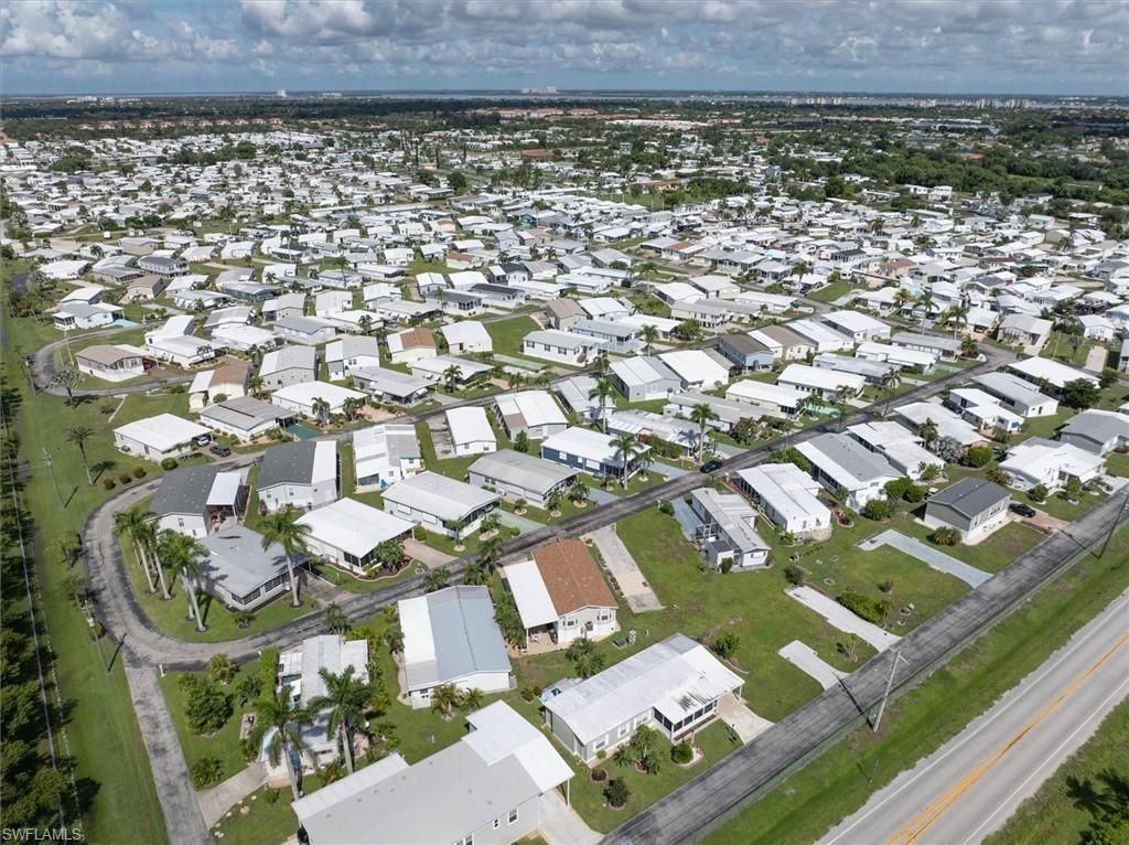241 Daisy Ave , Fort Myers, FL 33908 Photo
