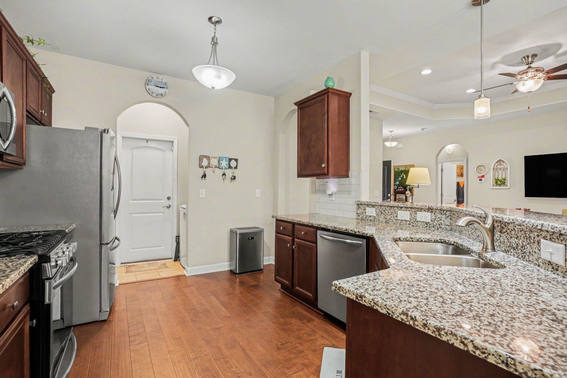 4425 Marshwood Dr.  Photo 15