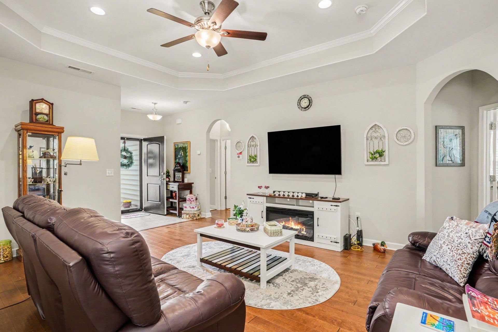 4425 Marshwood Dr.  Photo 18