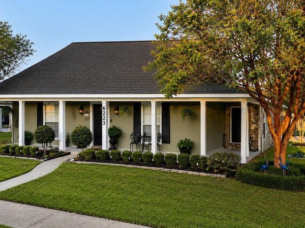 6223 Snowden Dr, Baton Rouge, LA 70817