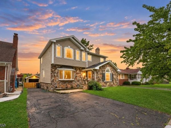 2319 Colonial Dr, Rahway, NJ 07065