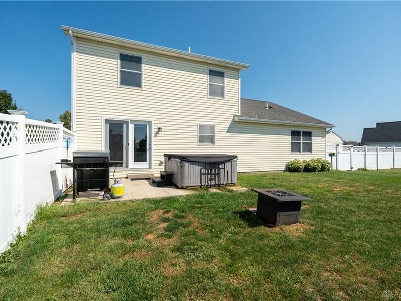 619 Colony Trail, New Carlisle, OH 45344 Photo 23