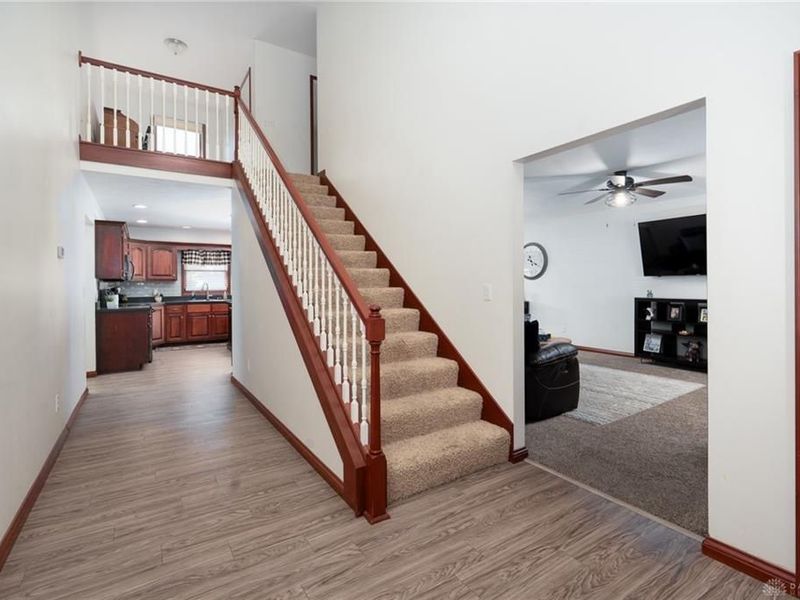 619 Colony Trail, New Carlisle, OH 45344 Photo 4