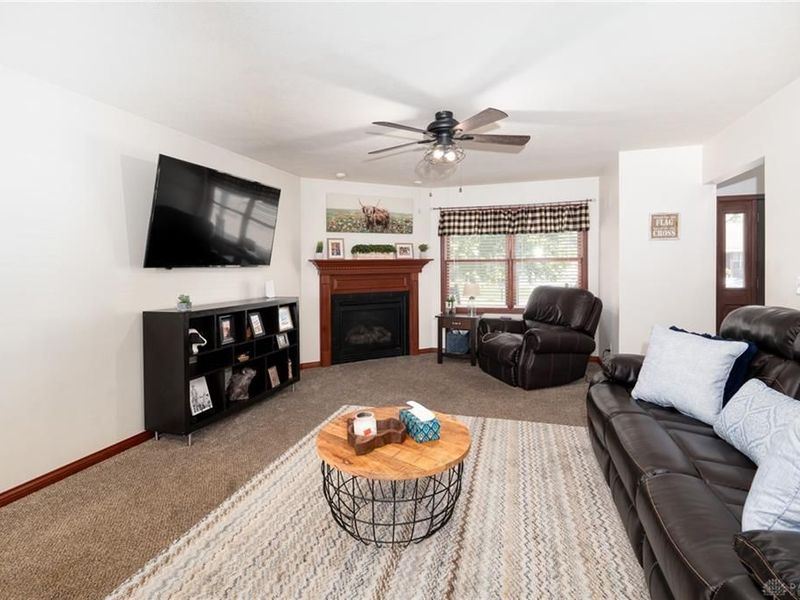 619 Colony Trail, New Carlisle, OH 45344 Photo 7