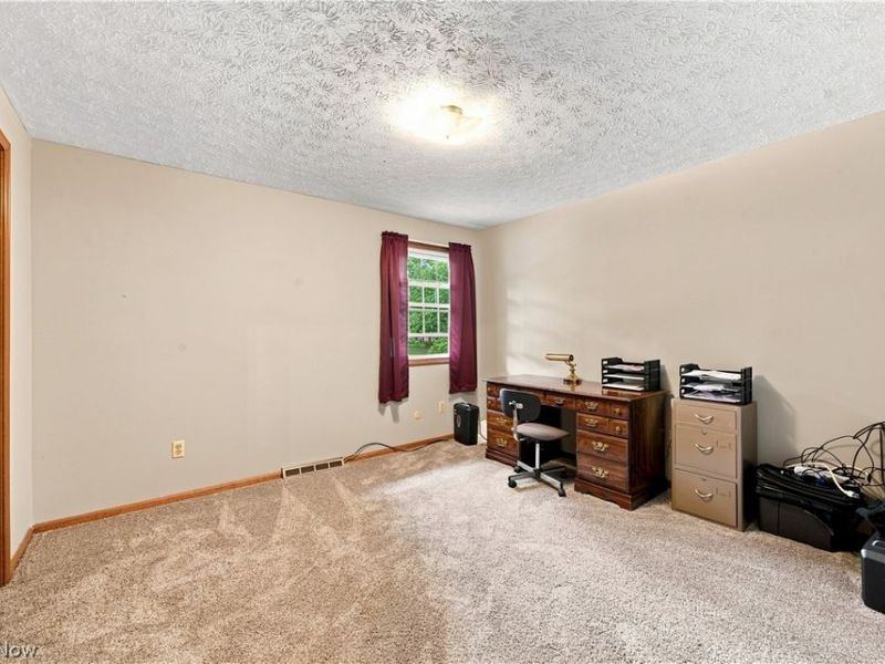 1364 Stonington Road NW, North Canton, OH 44720 Photo 25