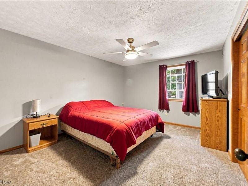1364 Stonington Road NW, North Canton, OH 44720 Photo 31