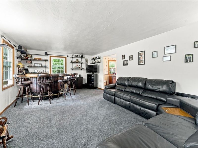 1364 Stonington Road NW, North Canton, OH 44720 Photo 7