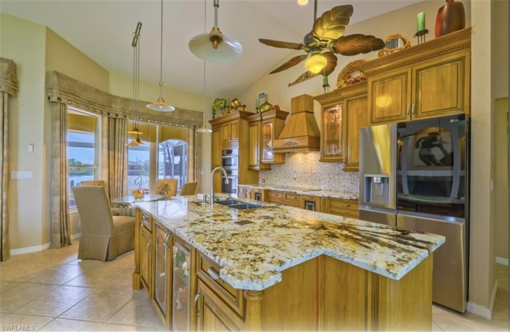 422 SW 33rd Ave, Cape Coral, FL 33991 Photo