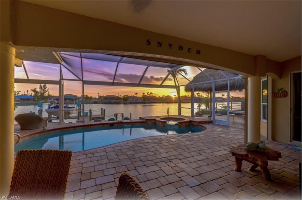 422 SW 33rd Ave, Cape Coral, FL 33991 Photo