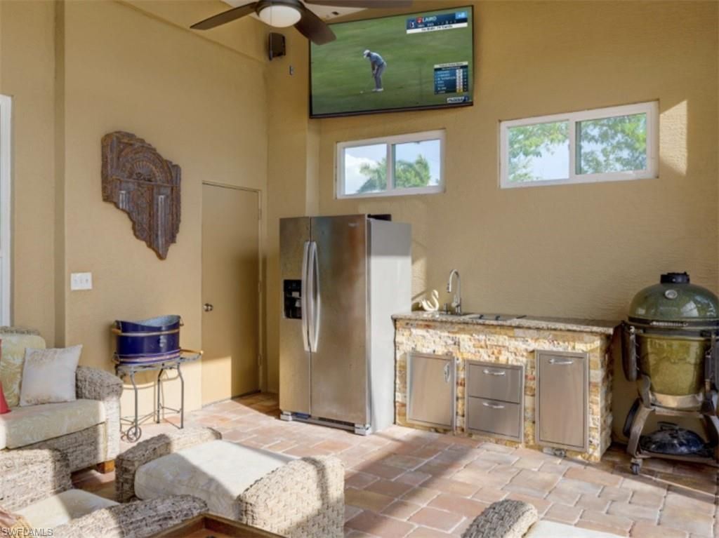 422 SW 33rd Ave, Cape Coral, FL 33991 Photo