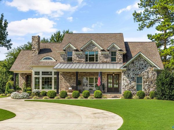 4000 Dobbs Drive SE, Huntsville, AL 35802
