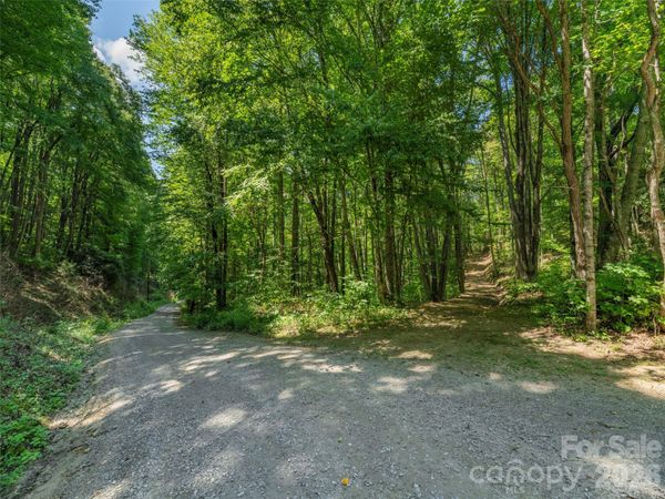 433 Rockmont Road , Waynesville, NC 28785