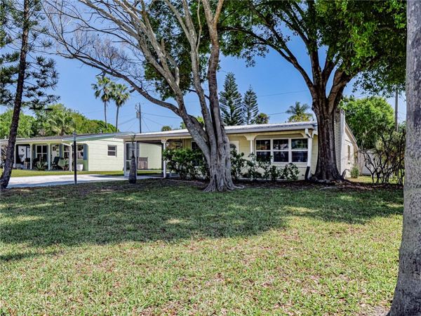 1620 5th Avenue, Vero Beach, FL 32960