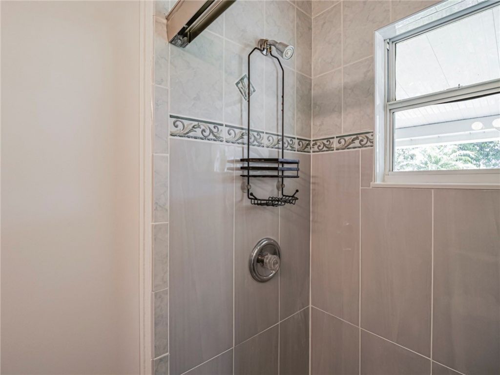 1620 5th Avenue, Vero Beach, FL 32960 Photo
