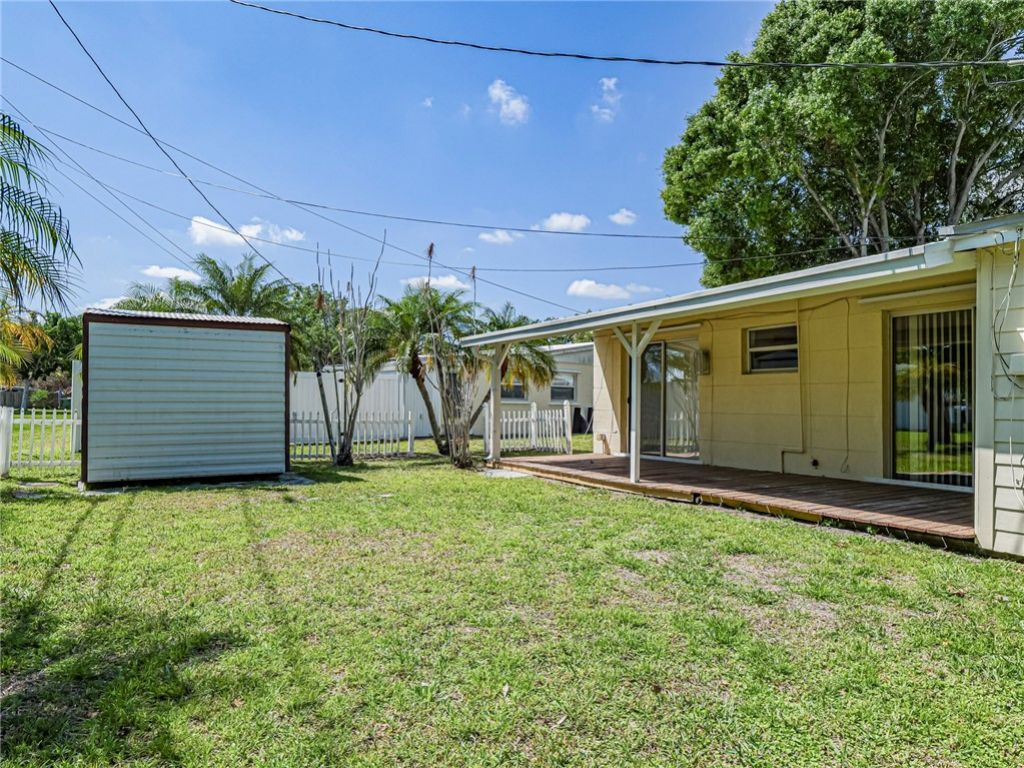 1620 5th Avenue, Vero Beach, FL 32960 Photo