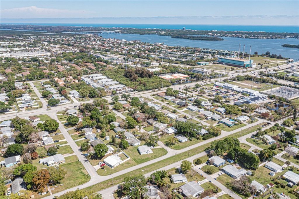 1620 5th Avenue, Vero Beach, FL 32960 Photo