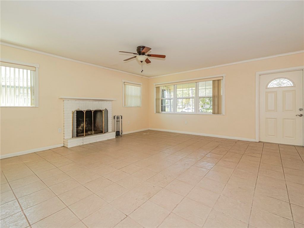 1620 5th Avenue, Vero Beach, FL 32960 Photo