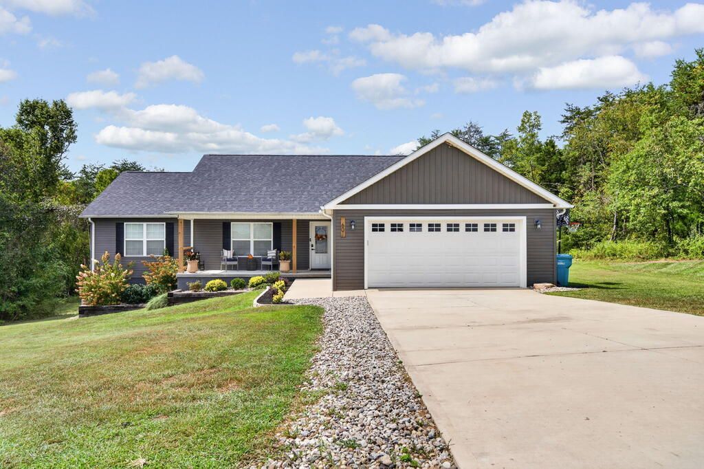 60 Capitol Drive, Crossville, TN 38555 Main Photo