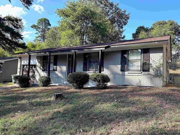 18 Glendale Drive , Little Rock, AR 72209