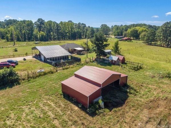 3393 Midway Road , Donaldson, AR 71941