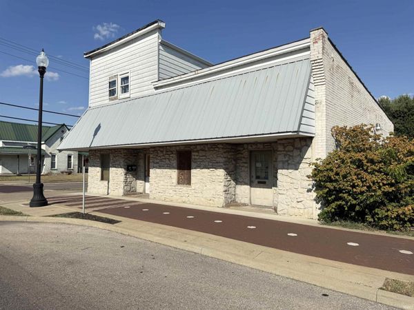 1125 N Main Street, Evansville, IN 47711