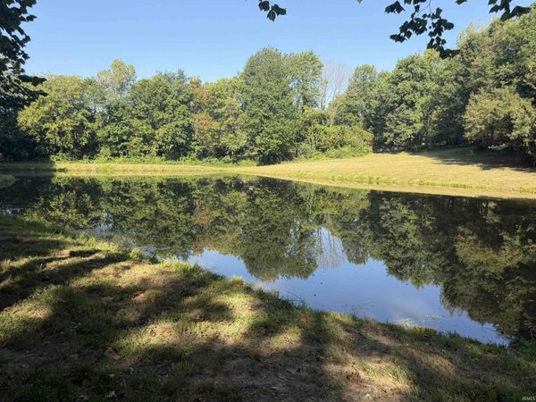 800 Wood Creek Lane, Evansville, IN 47725
