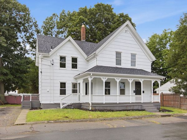 47 Kingman St, Brockton, MA 02302