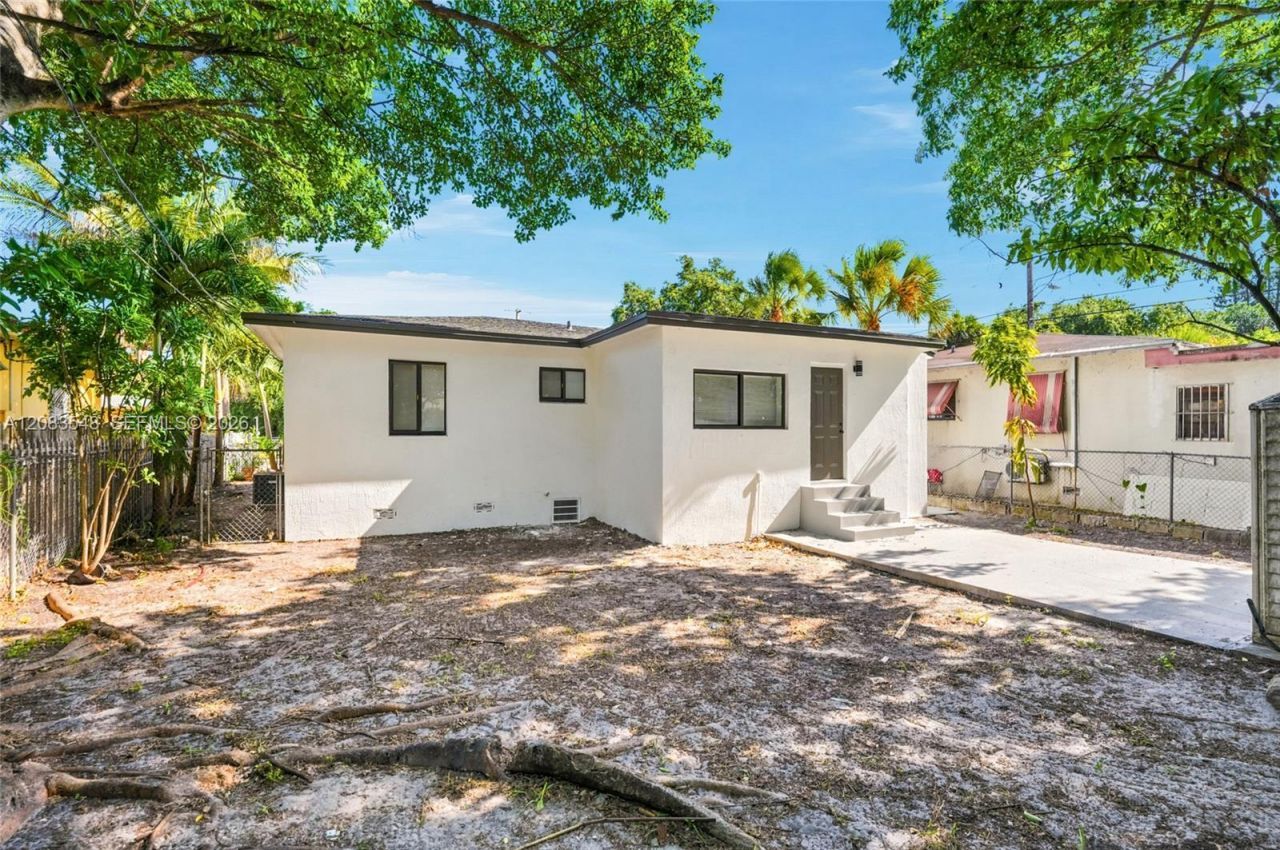 1491 NW 55th Ter , Miami, FL 33142 Photo