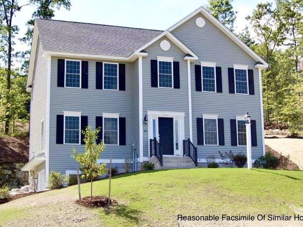 109 Lantern Drive, Sandown, NH 03873