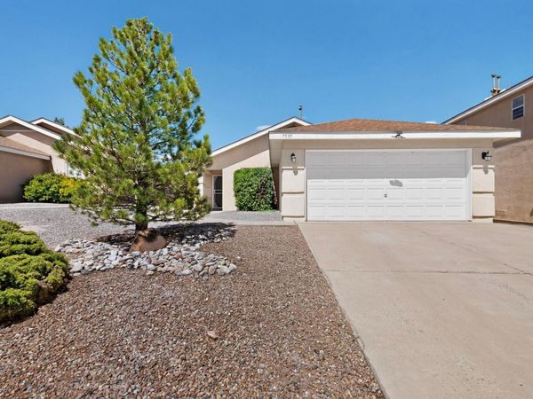 7535 Cripple Creek Road NW, Albuquerque, NM 87114