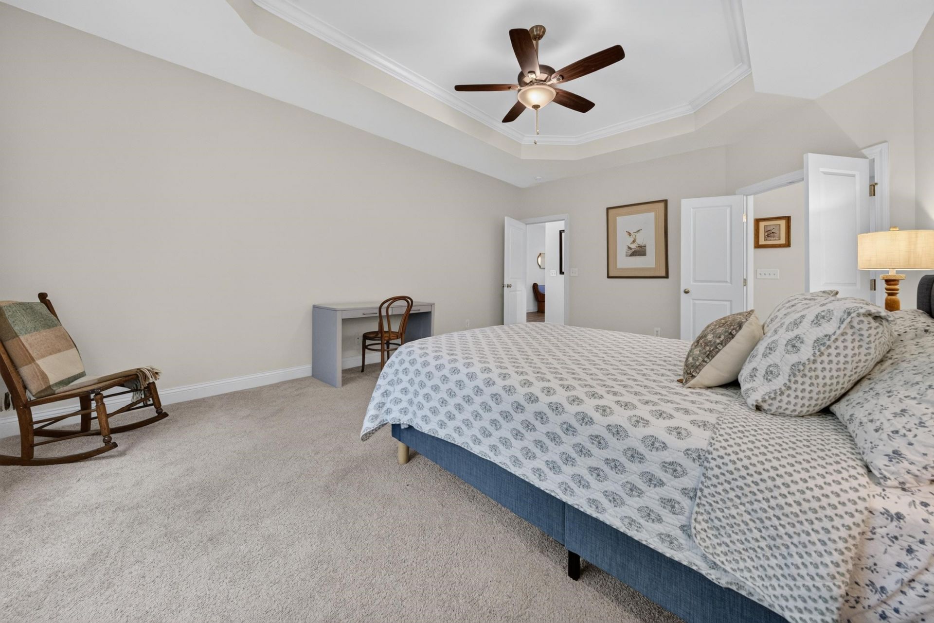 633 Aspen Loop  Photo 10