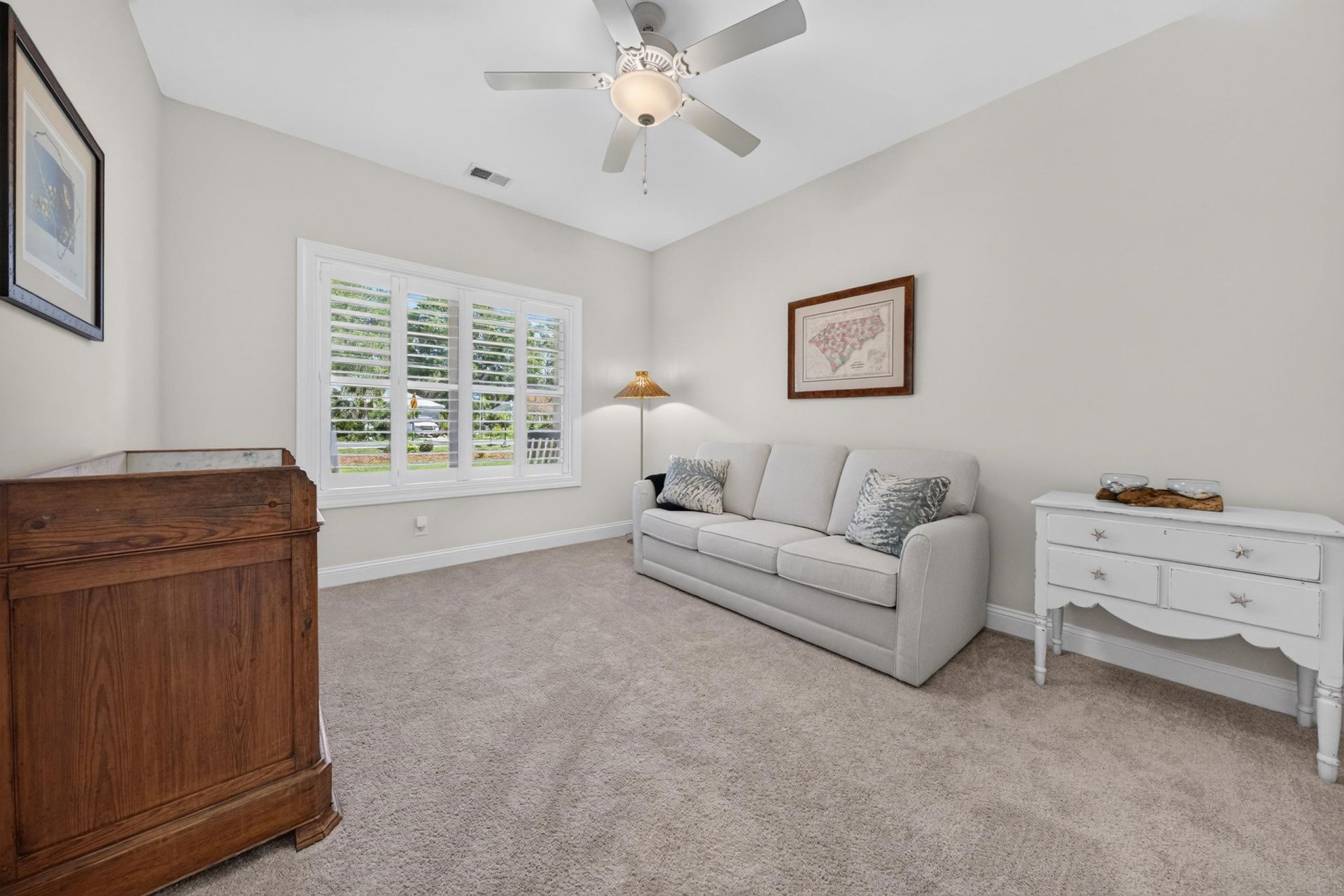 633 Aspen Loop  Photo 12