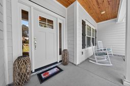 633 Aspen Loop  photo 4