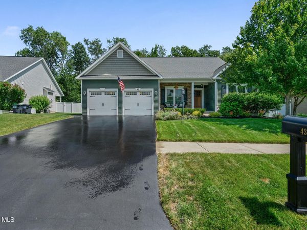 43 Maiden Circle, Ballston Spa, NY 12020