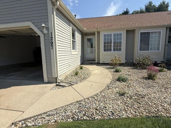 1297 Missions East Drive, Niles, MI 49120