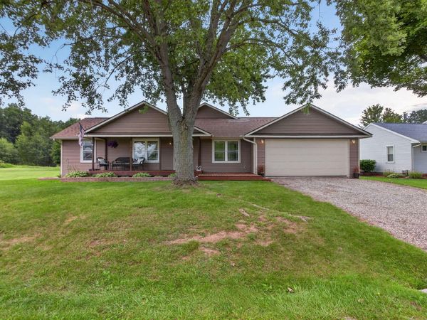 10375 Ferris Court, Cement City, MI 49233
