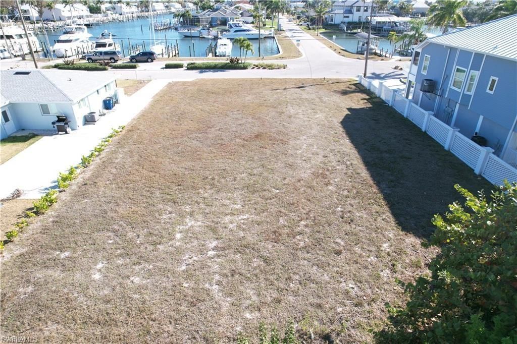 12110/12112 Siesta Dr , Fort Myers Beach, FL 33931 Photo