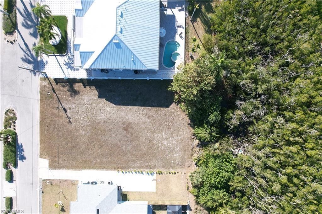12110/12112 Siesta Dr , Fort Myers Beach, FL 33931 Photo