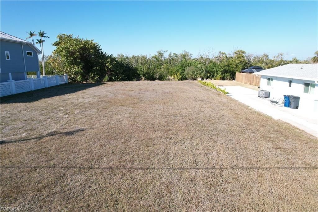 12110/12112 Siesta Dr , Fort Myers Beach, FL 33931 Photo