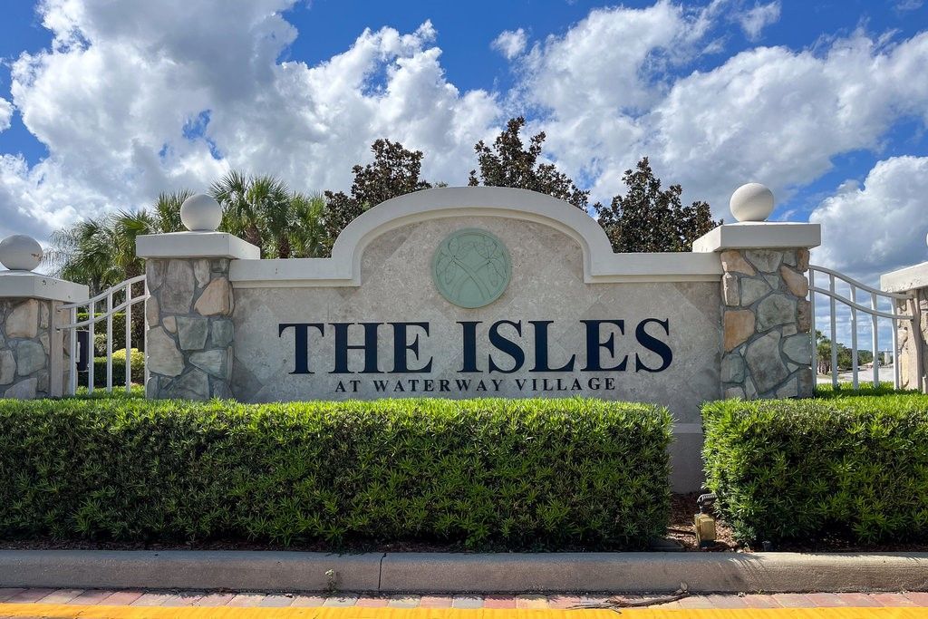 4959 Corsica Square, Vero Beach, FL 32967 Photo