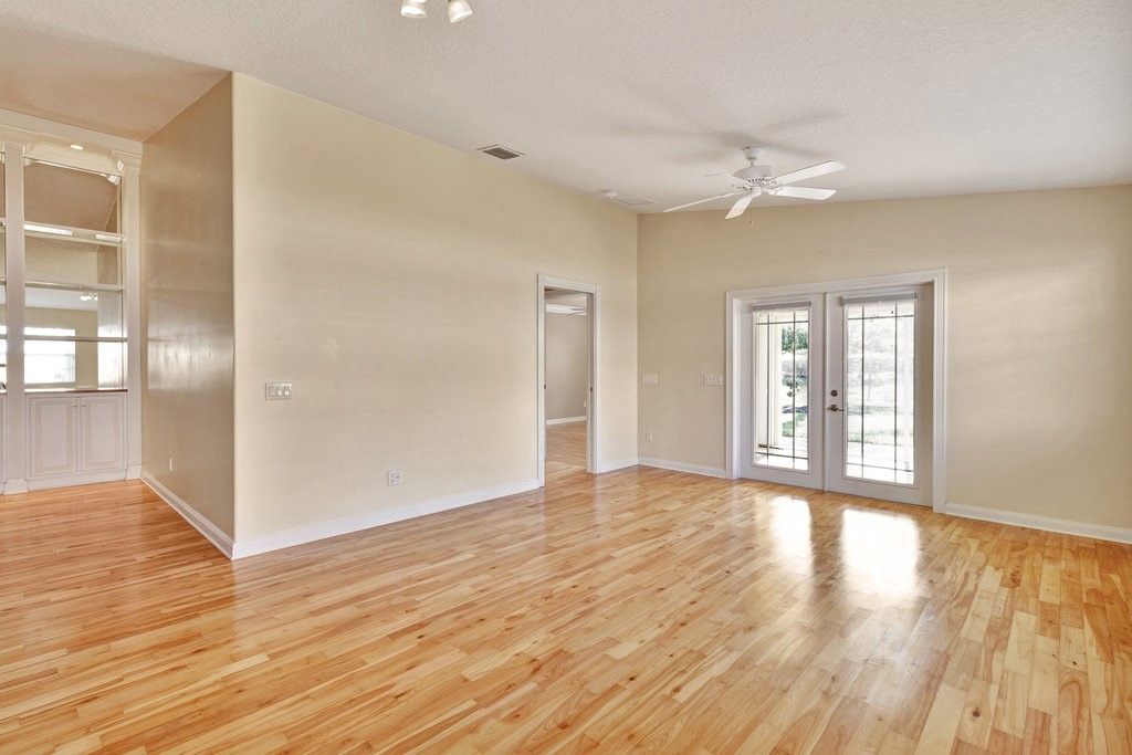 4959 Corsica Square, Vero Beach, FL 32967 Photo