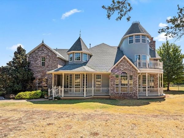 9948 Fawn Hollow Road, Mustang, OK 73064