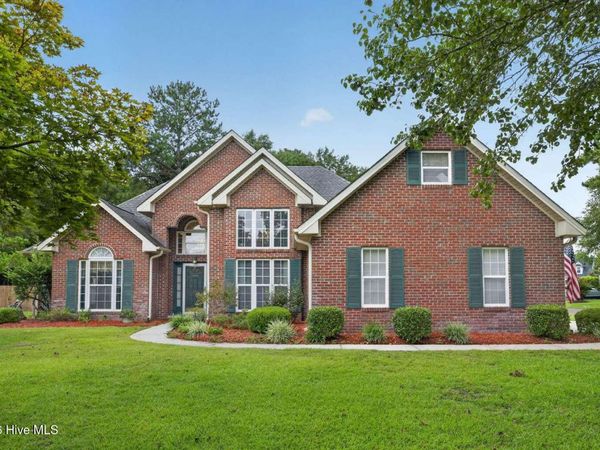 200 Snug Harbour Drive, Wilmington, NC 28405