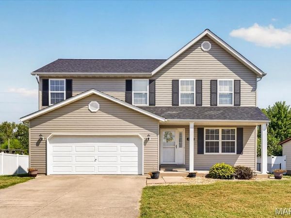 412 W 5th Street , St Jacob, IL 62281