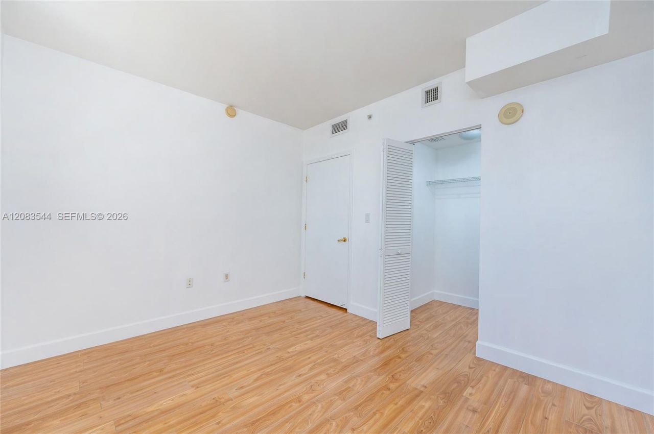 4100 Salzedo St, Unit 919, Coral Gables, FL 33146 Photo