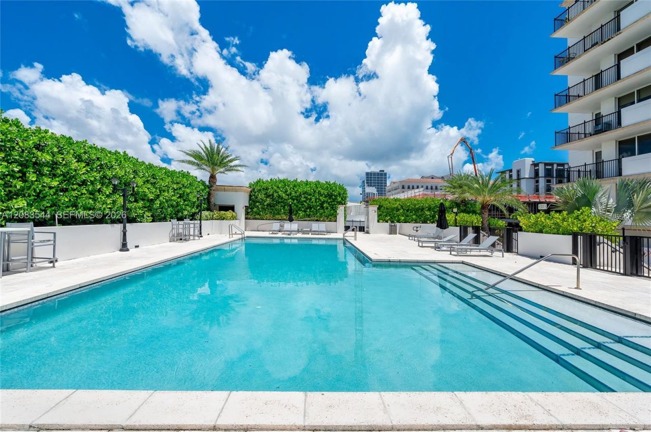4100 Salzedo St, Unit 919, Coral Gables, FL 33146 Photo