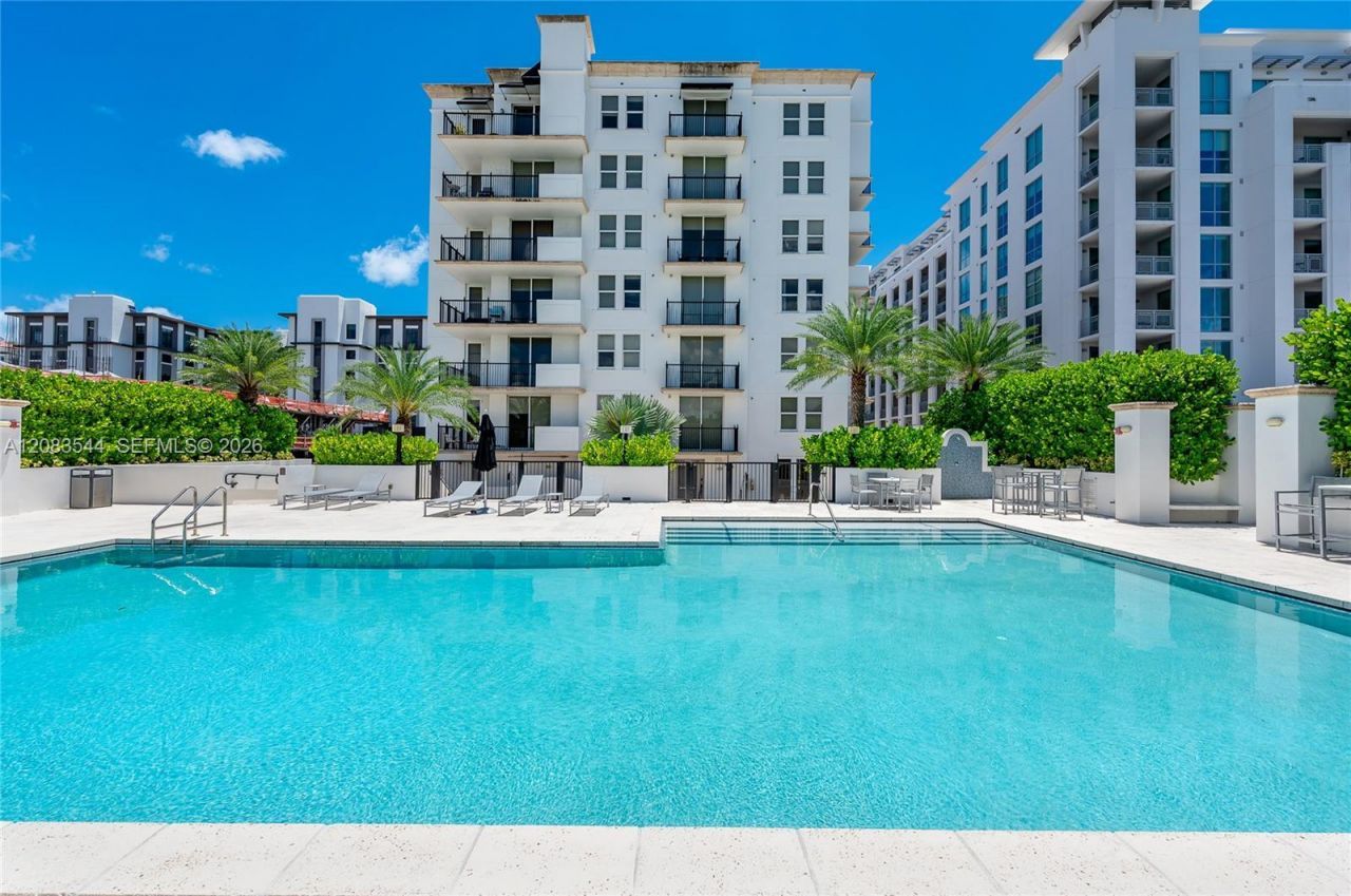 4100 Salzedo St, Unit 919, Coral Gables, FL 33146 Photo