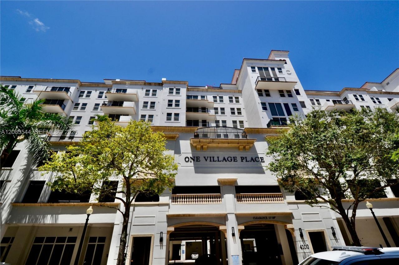 4100 Salzedo St, Unit 919, Coral Gables, FL 33146 Photo